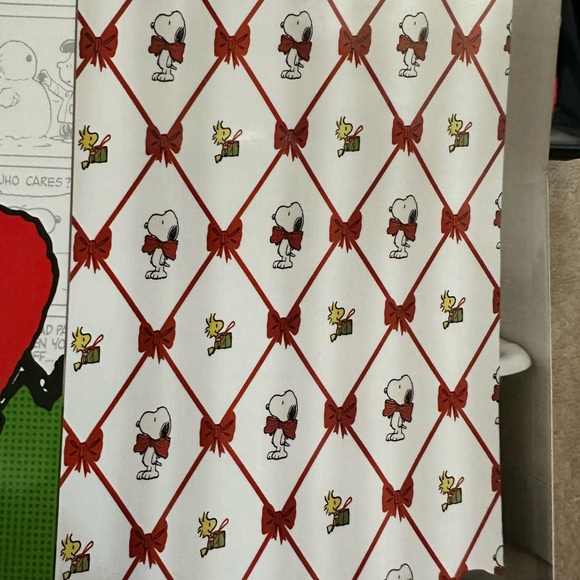 Peanuts Other - Peanuts Red and White Shower Curtain